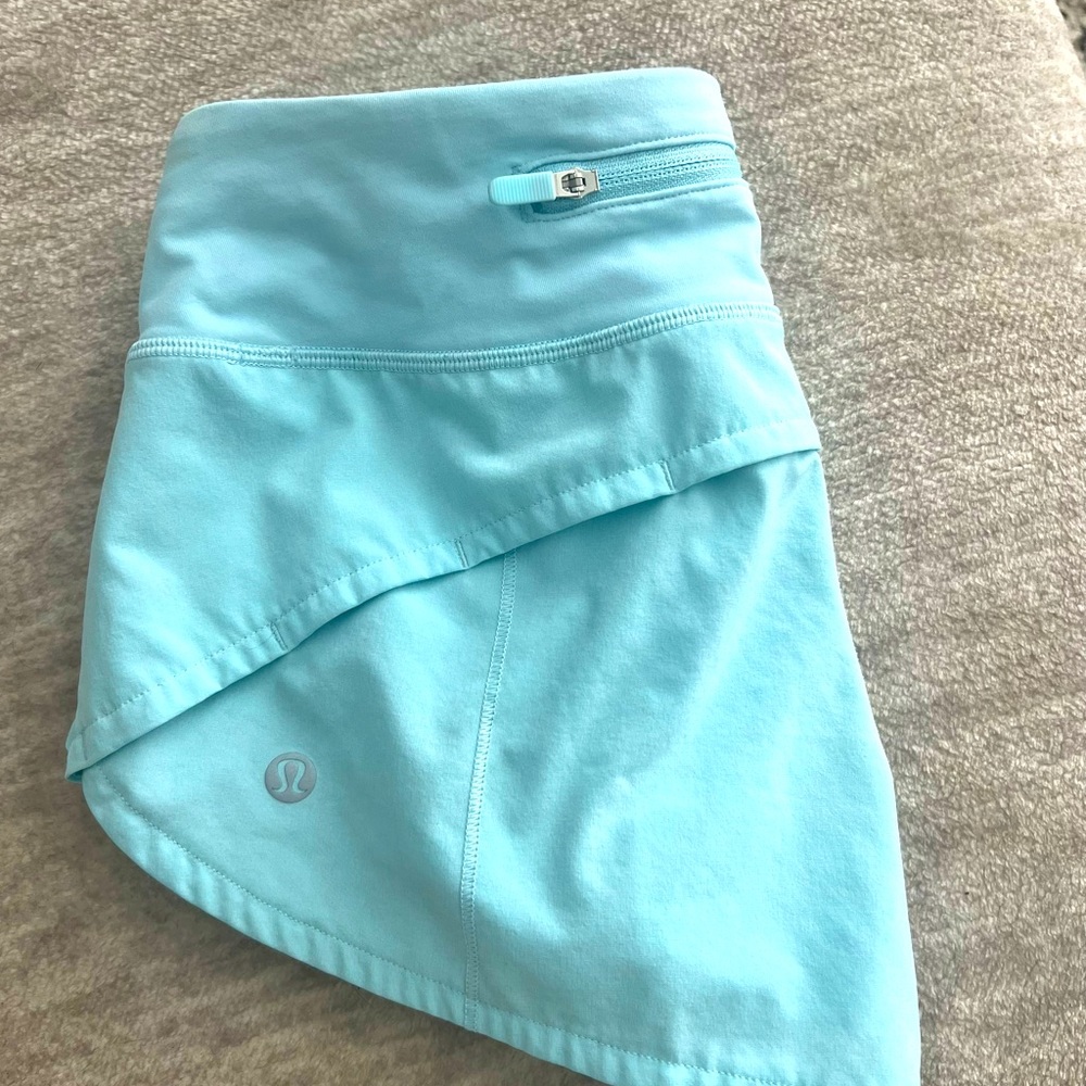 Lululemon speed up short 2.5” low rise size 2